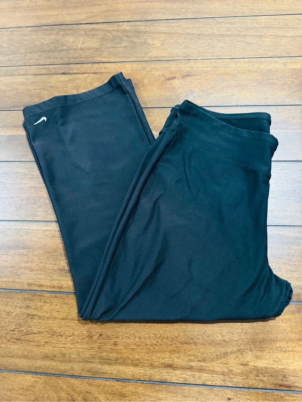 Nike Black Women's Capris with Small Swoosh